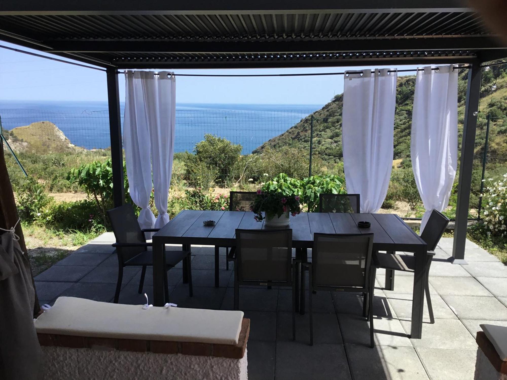 Holidaysora Taormina - Il Giardino Di Graziella Екстер'єр фото