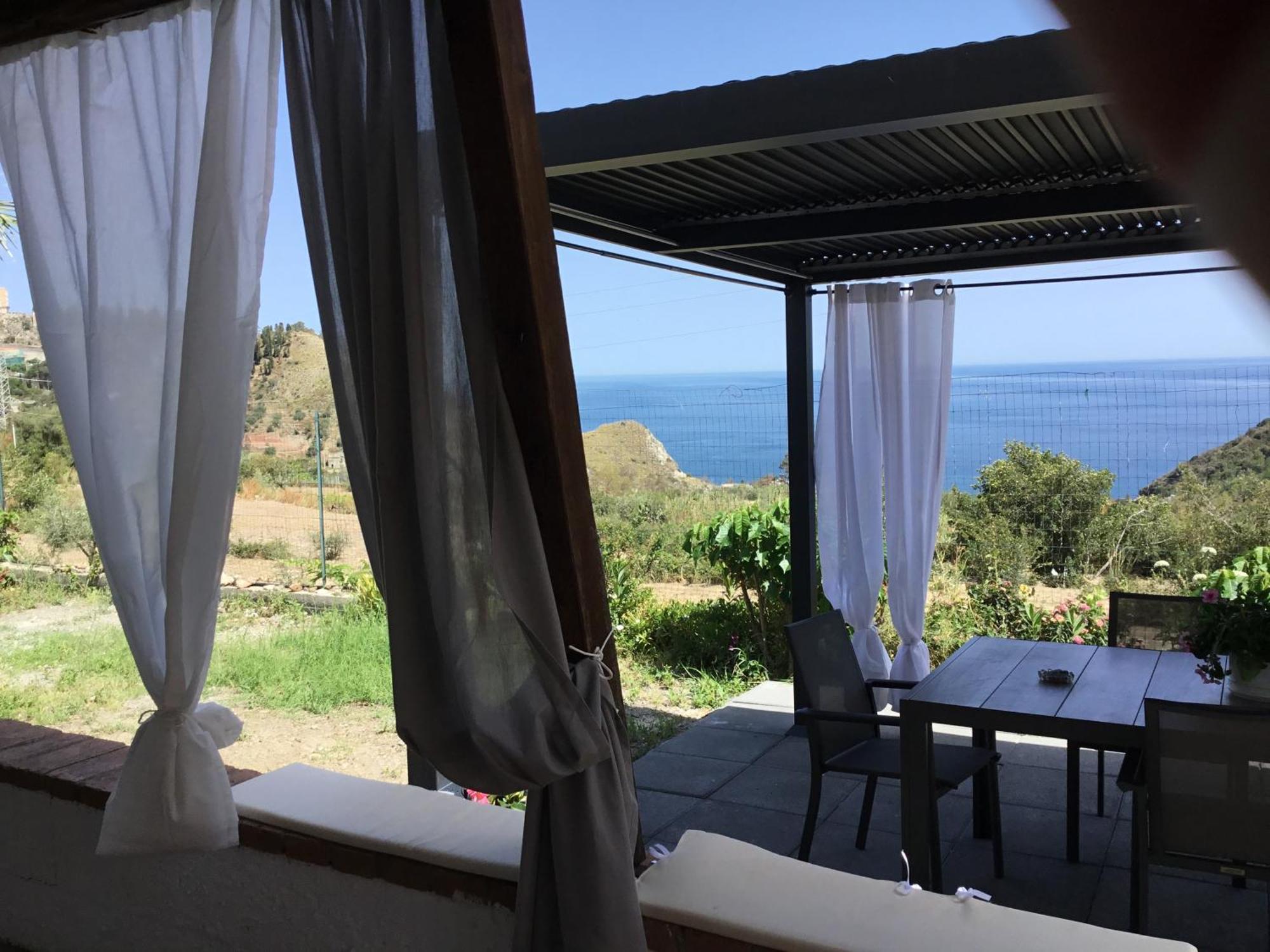 Holidaysora Taormina - Il Giardino Di Graziella Екстер'єр фото